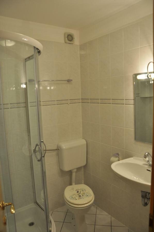 Apartment Viveniti 克罗诺维察 外观 照片
