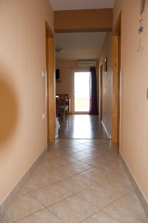 Apartment Viveniti 克罗诺维察 外观 照片