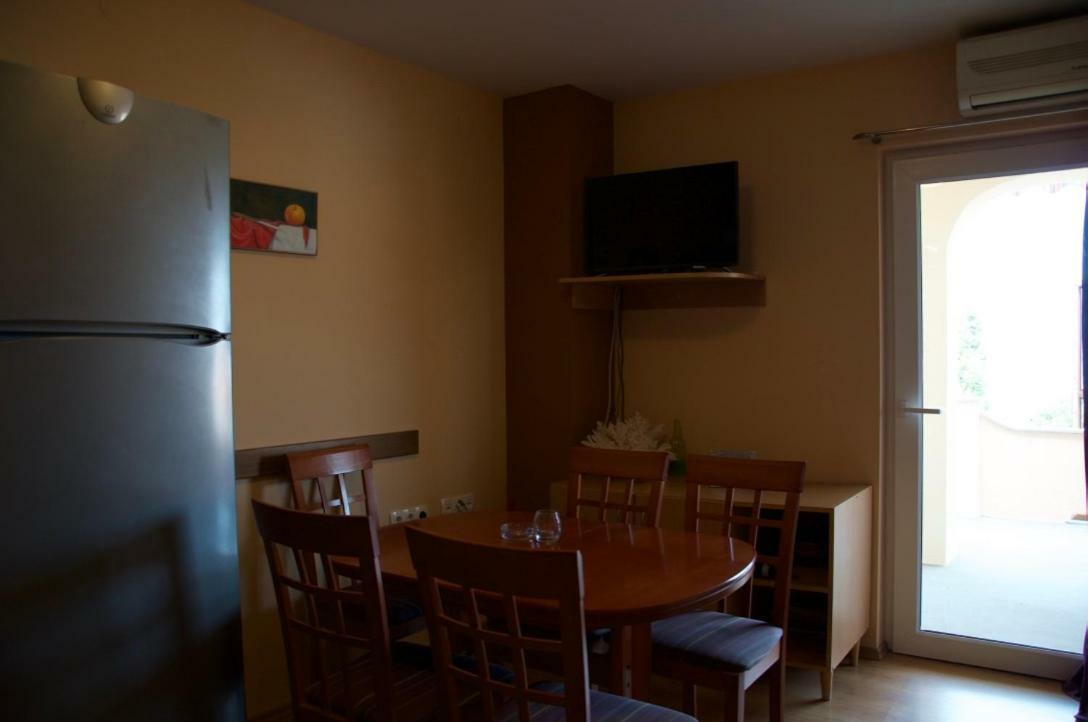 Apartment Viveniti 克罗诺维察 外观 照片